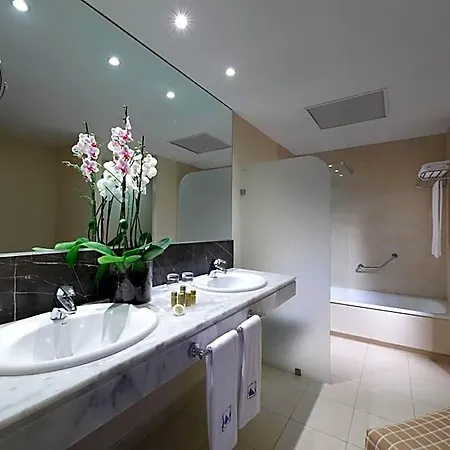 Hotel Eurostars 4*