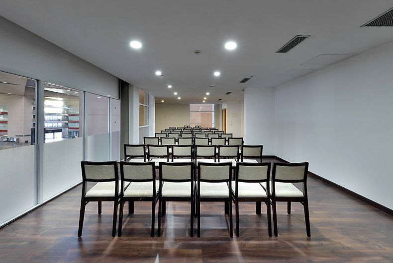 欧洲之星萨拉戈萨酒店